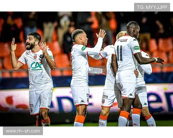 洛里昂与瓦朗谢纳历年对决回顾与分析