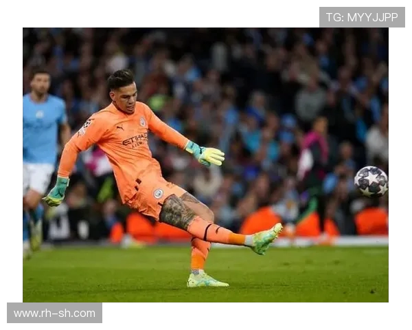 曼城门将埃德松身价波动明显最高1400万欧最低降至1000万欧